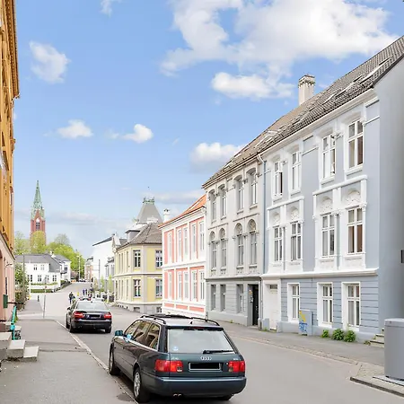 Appartamento Lovely 3-room Gem In The Heart Of Bergen