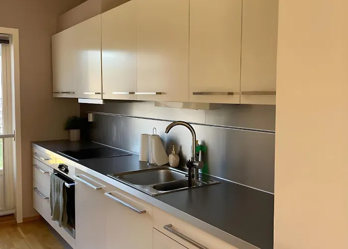 Appartement Lovely 3-room Gem In The Heart Of